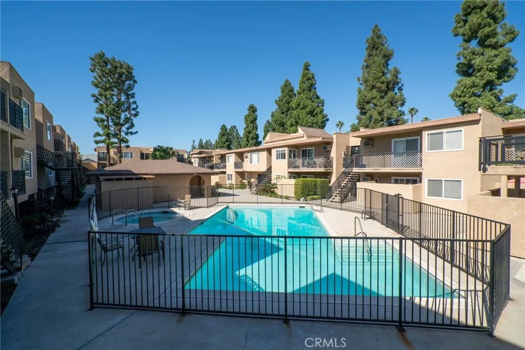 7720 Crescent Avenue