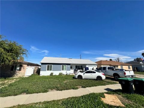 Photo of 932 Griffith Way, Hemet, CA 92543 (MLS # IG26042646)