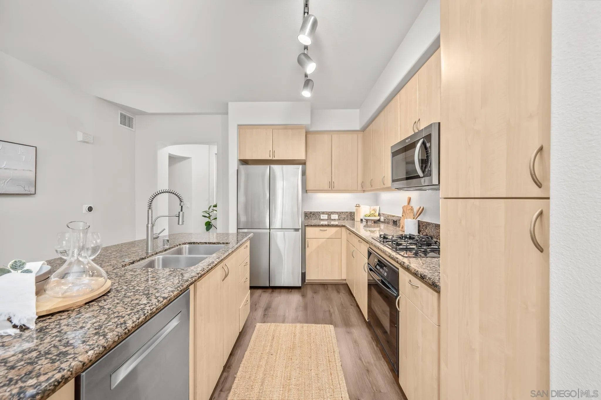 8355 Station Village 4316