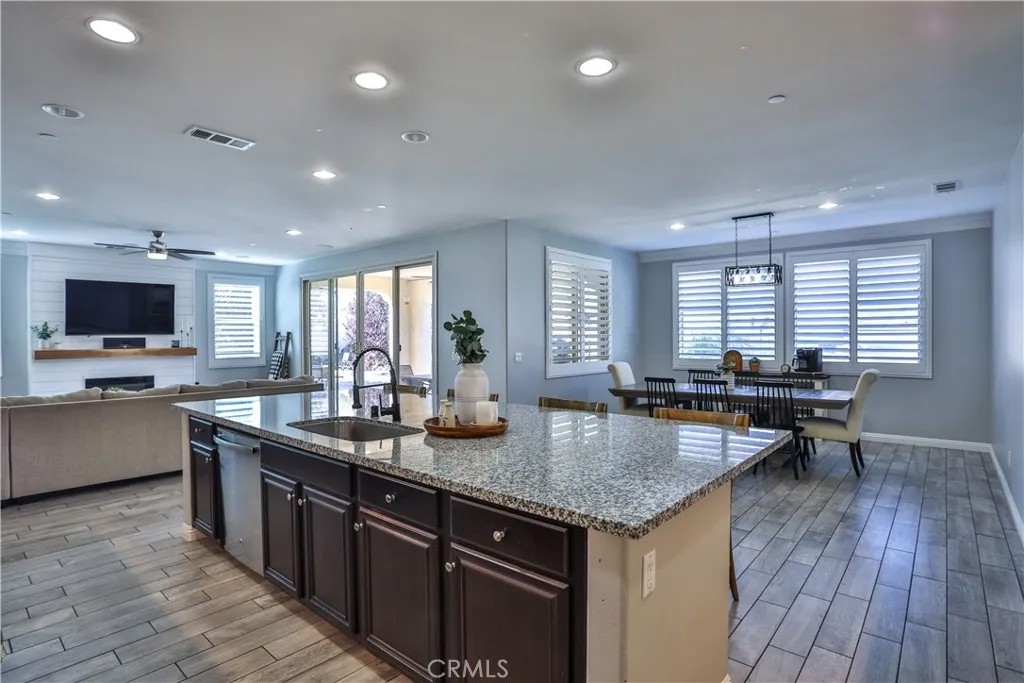 1678 Bunnell