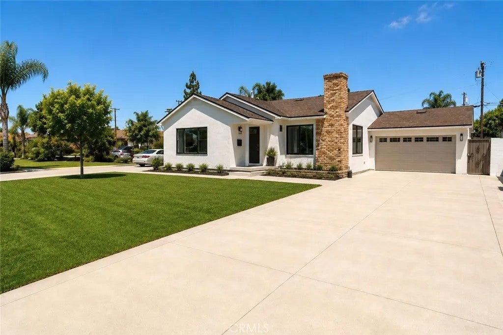 12892 VILLAGE RD