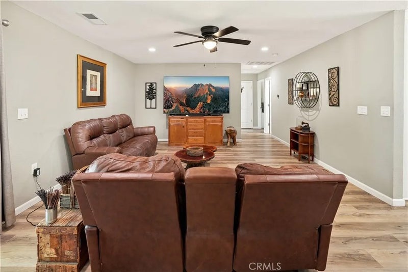 38696 Sierra Lakes Dr.