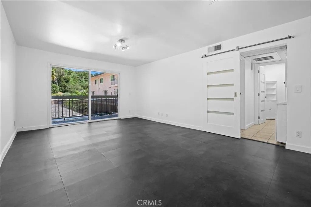 Photo of 2940 N Verdugo Road #214, Glendale, CA 91208 (MLS # SR26060764)