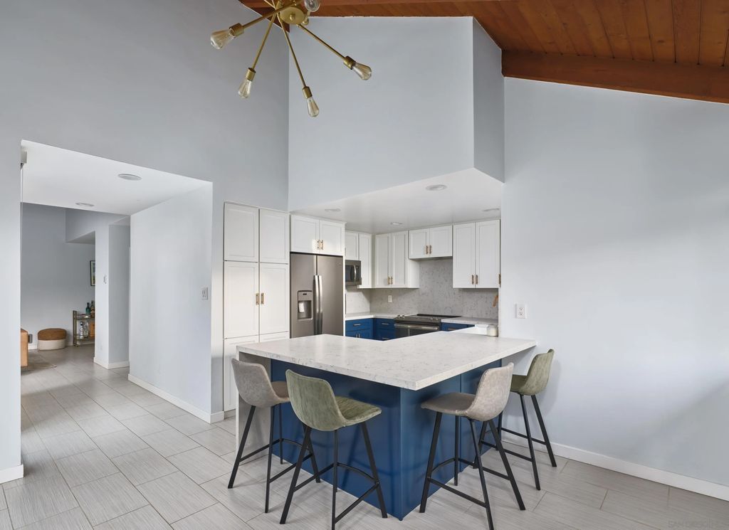 Photo of 325 S Sierra Ave #20, Solana Beach, CA 92075 (MLS # 250040113)