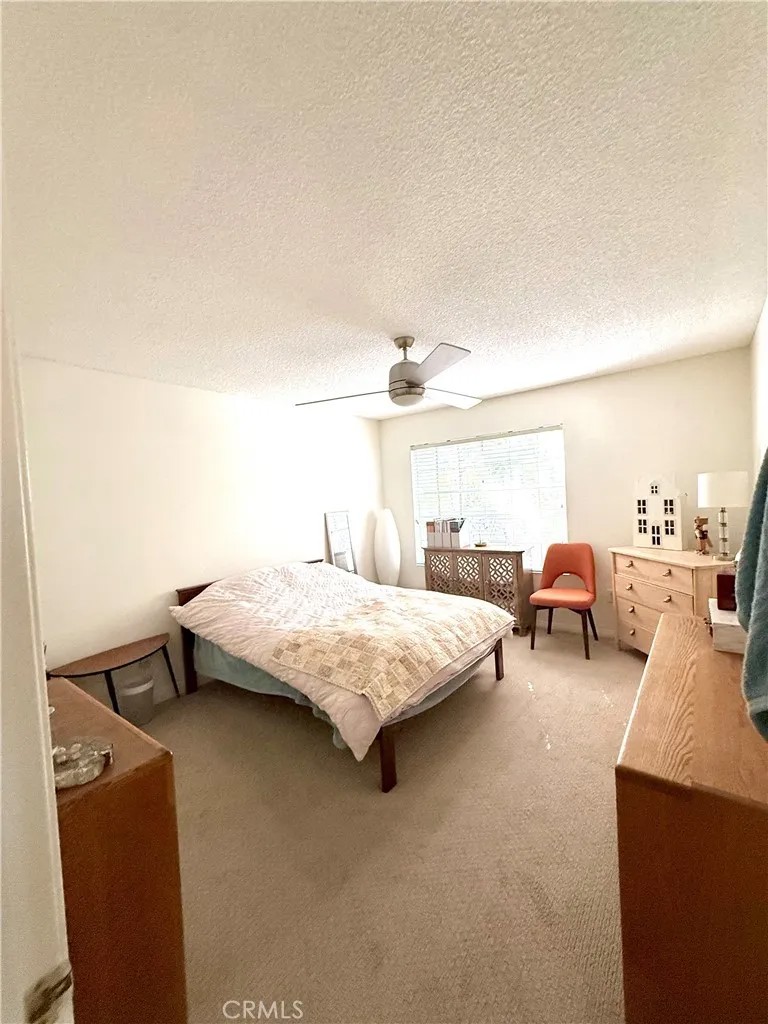 1432 Brett Pl 77