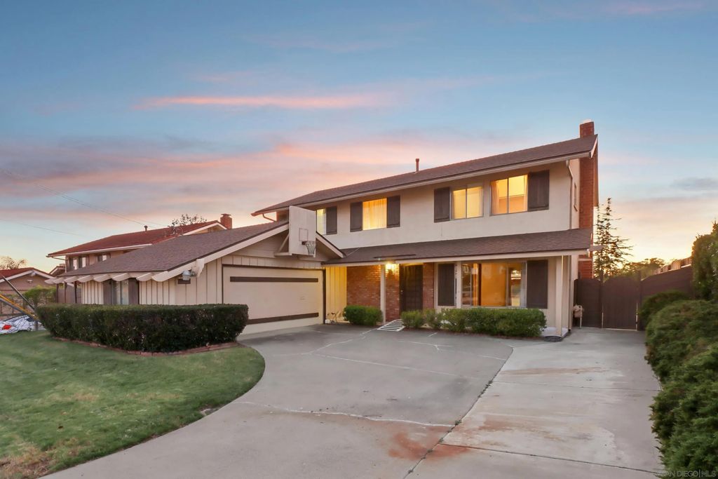 Photo of 6028 Dirac St, San Diego, CA 92122 (MLS # 260006451)