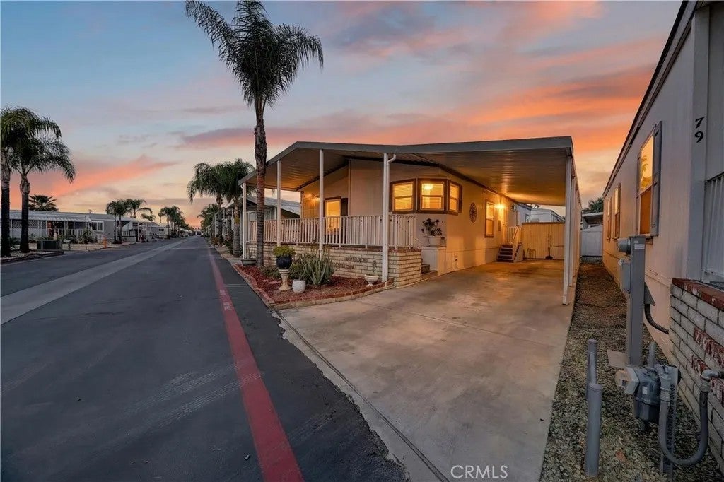 Photo of 1445 W Florida Ave #78, Hemet, CA 92543 (MLS # SW26043603)