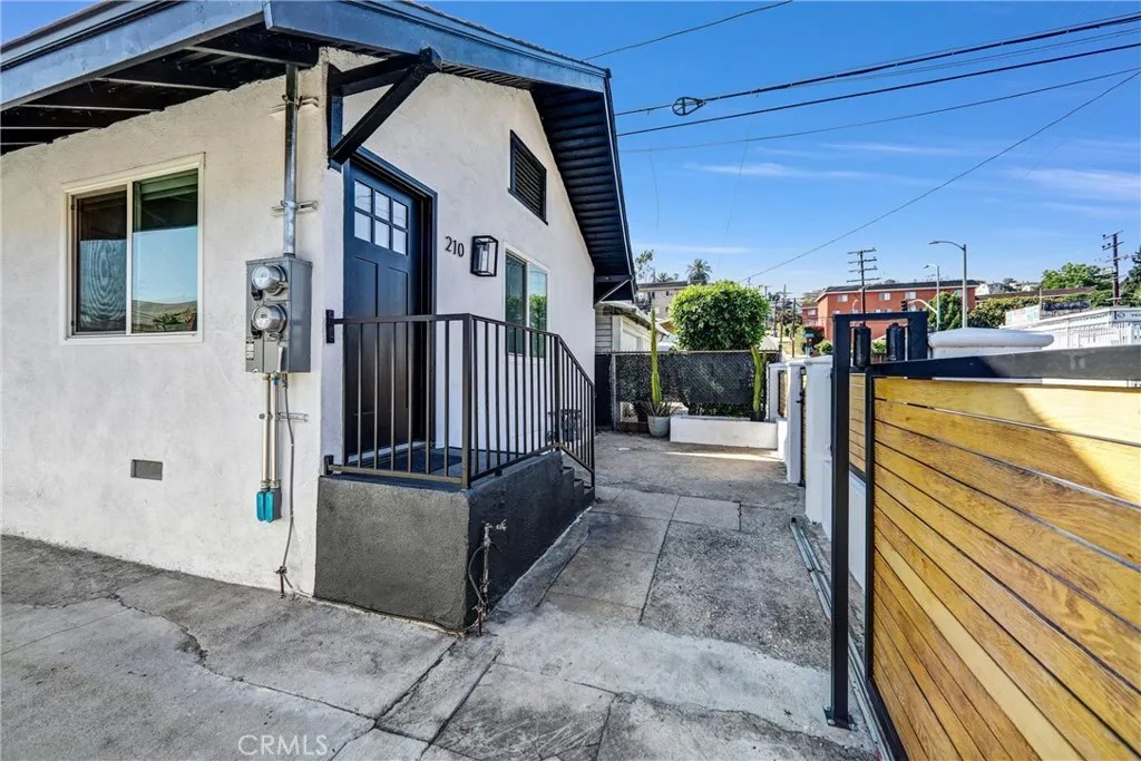 210 Amabel Street