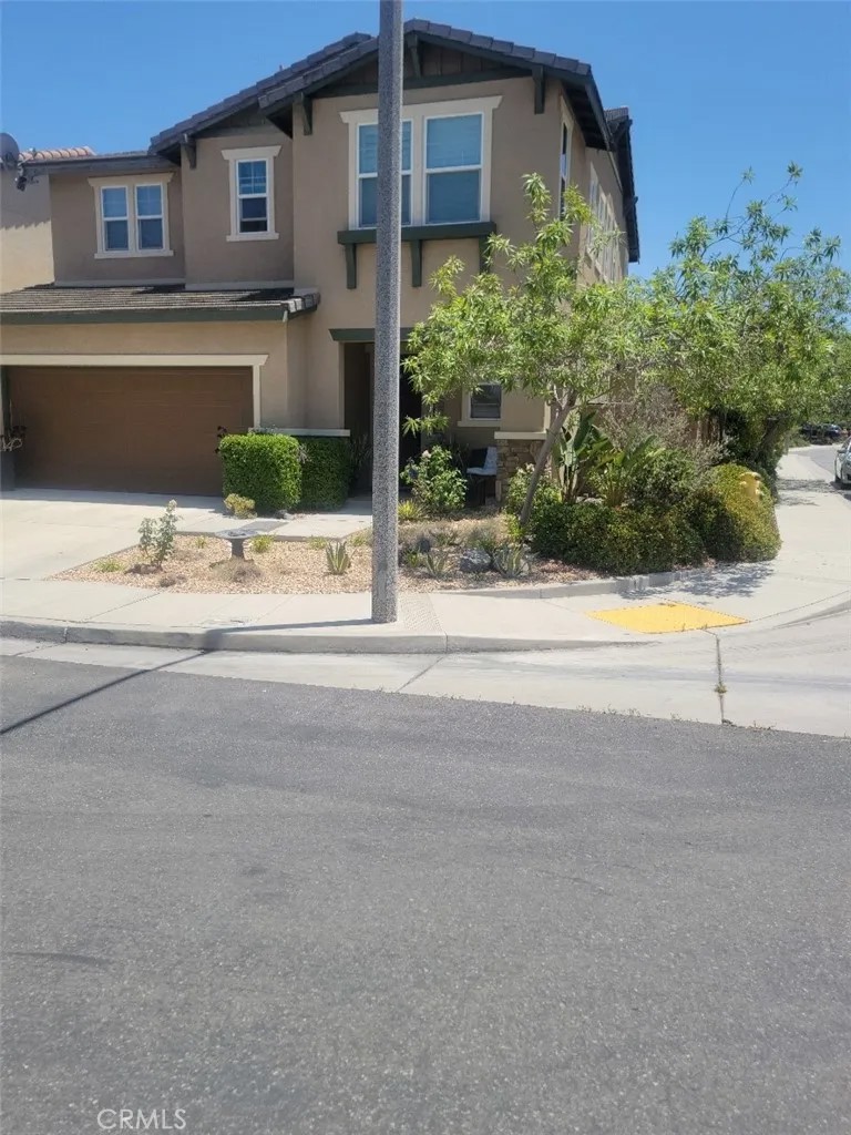 11555 Valley Oak Lane