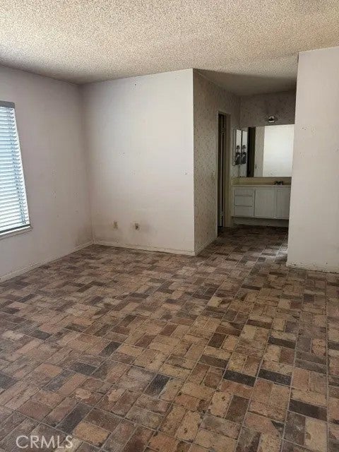 3166 Kilkenny Drive