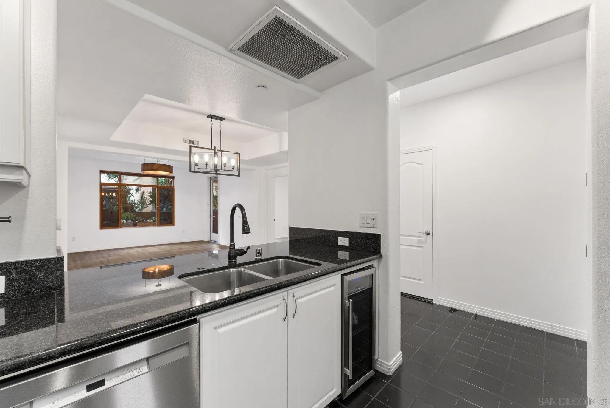 8211 Station Village Ln 1111