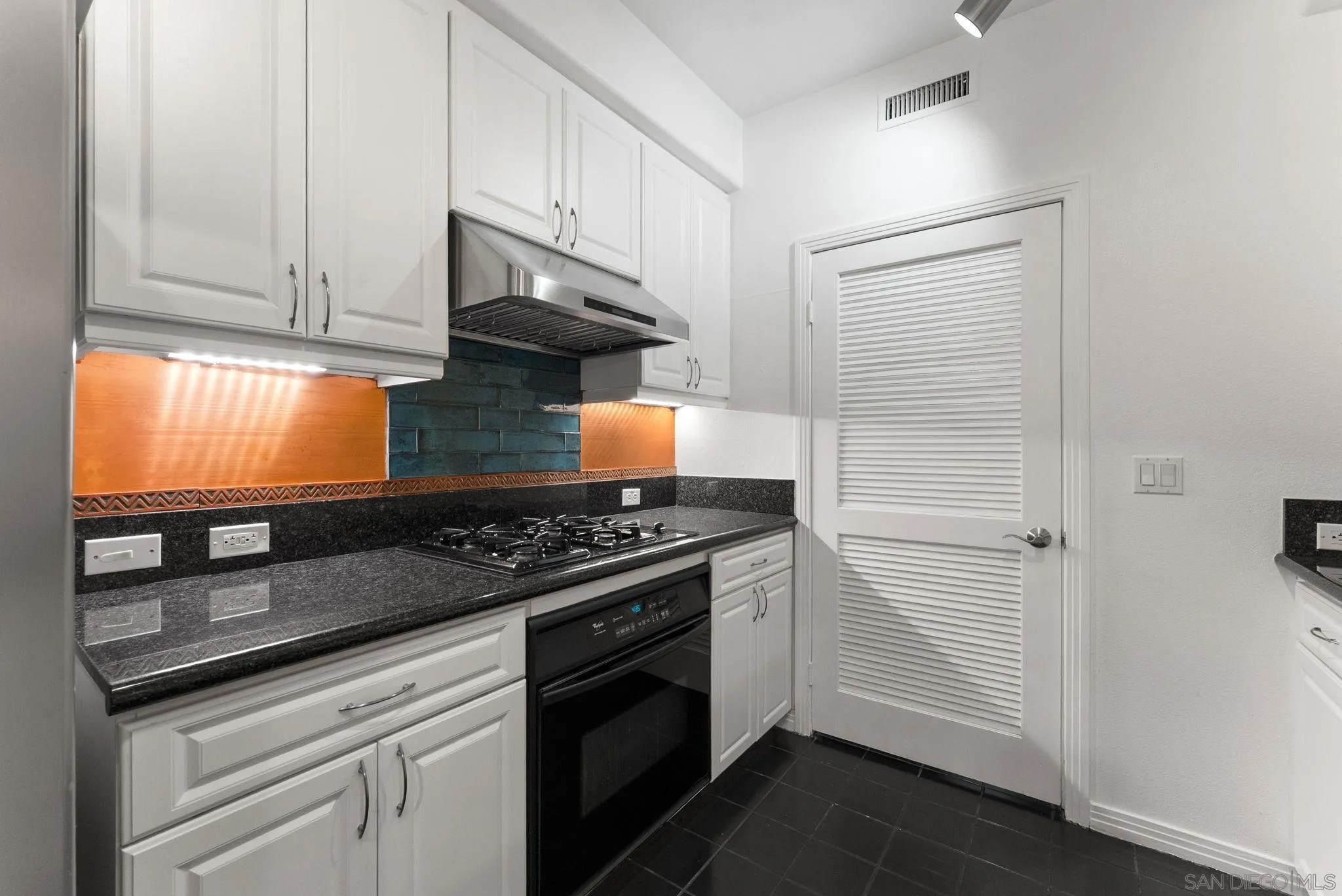 8211 Station Village Ln 1111