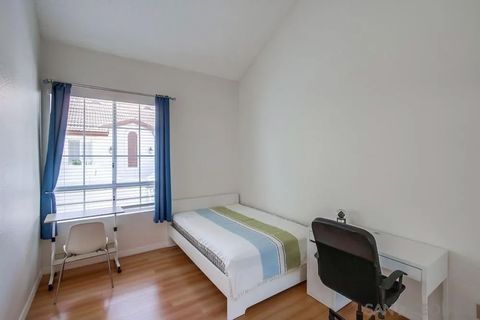 Tiny photo for 11550 Caminito La Bar #118, San Diego, CA 92126 (MLS # 250041313)