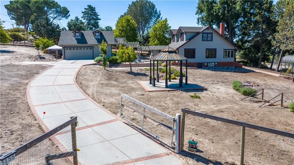 3155 El Camino Real