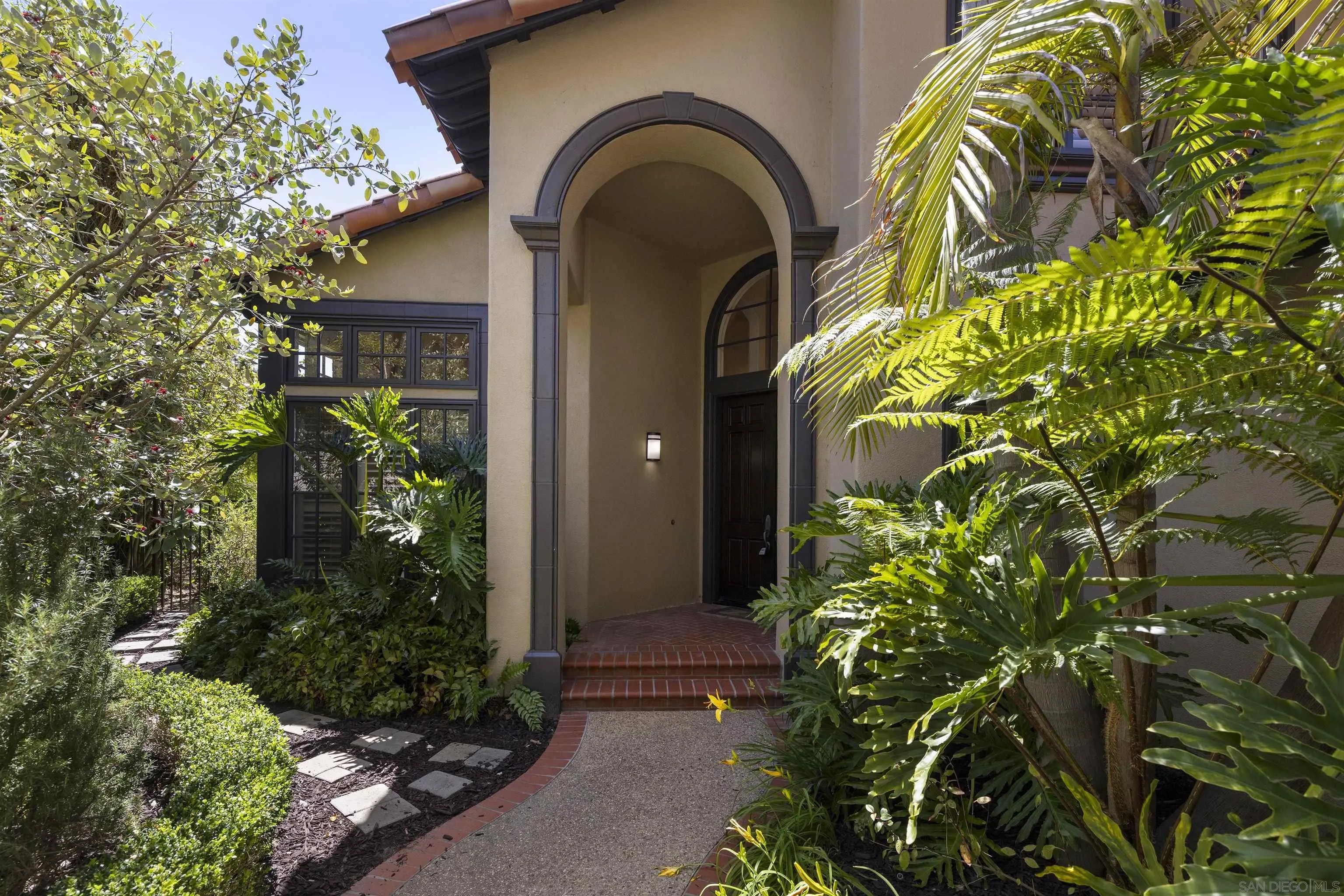 4913 Smith Canyon Ct