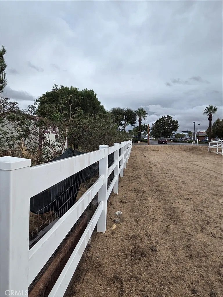 19155 Bay Meadows