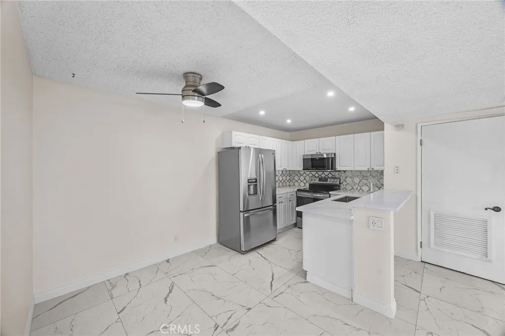1480 W Edgehill 67