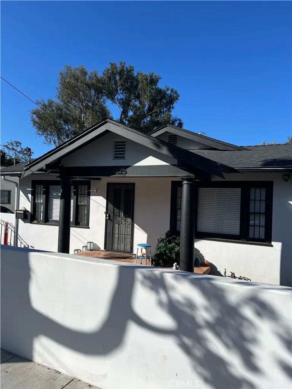 Photo of 1525 Castillo St, Santa Barbara, CA 93101 (MLS # SR26080813)