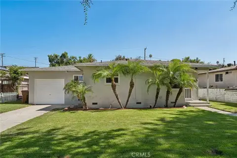 MLS: OC26165830