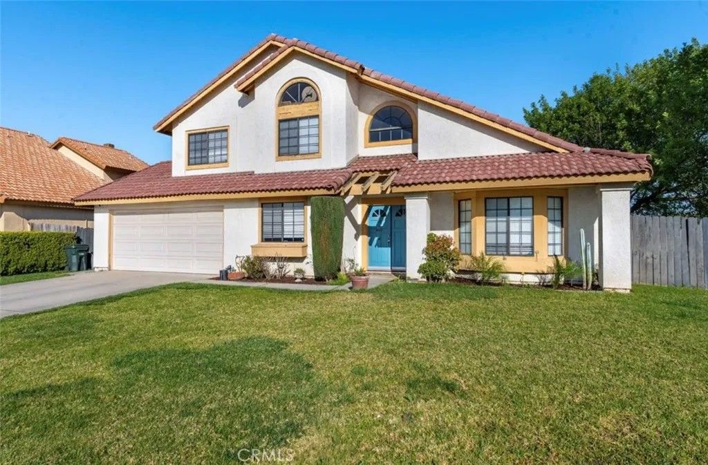 Photo of 993 S Date Avenue, Rialto, CA 92376 (MLS # IV26046016)