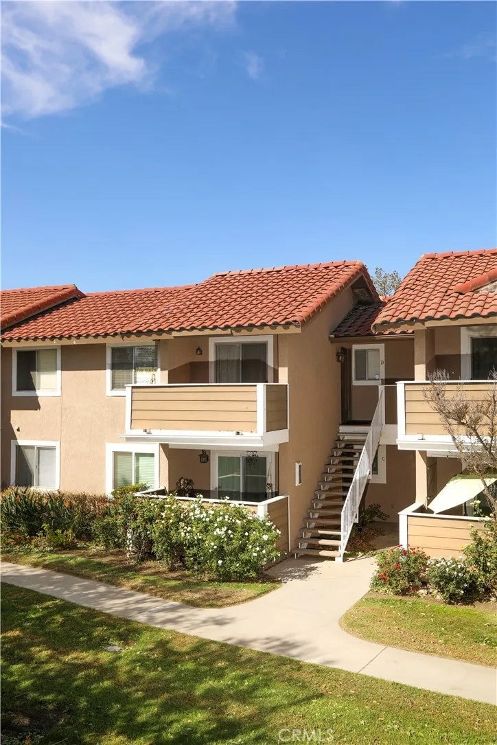 3639 Country Oaks Loop #D
