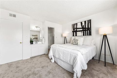 Tiny photo for 13839 Magnolia Street, Garden Grove, CA 92844 (MLS # PW25254312)