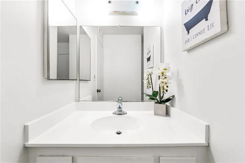 Tiny photo for 13839 Magnolia Street, Garden Grove, CA 92844 (MLS # PW25254312)