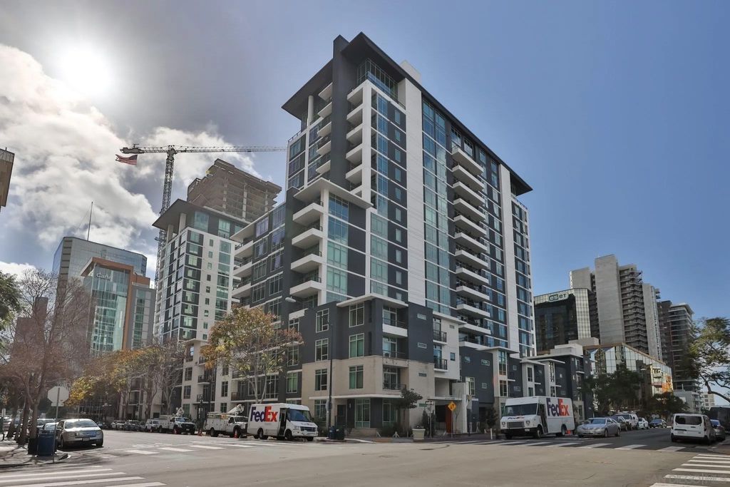 Photo of 425 W Beech St #433, San Diego, CA 92101 (MLS # 260002656)