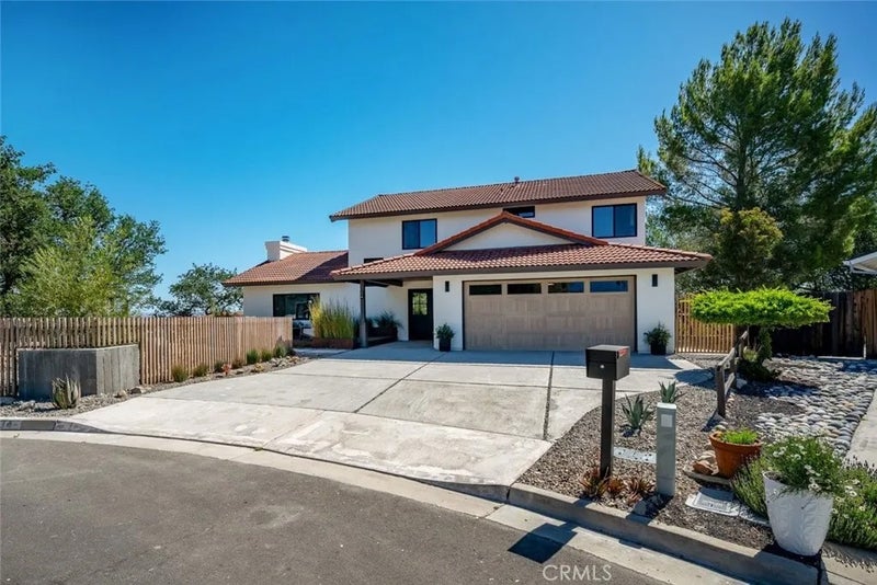 34 Terrace Hill Dr