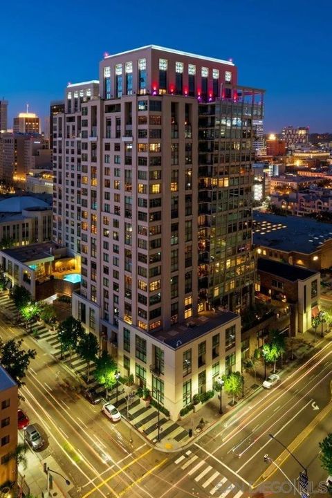 Tiny photo for 645 Front Street #2102, San Diego, CA 92101 (MLS # 250038984)