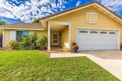 Photo of 25943 Summer Hill Court, Murrieta, CA 92563 (MLS # SW25243392) Photo of 25943 Summer Hill Court, Murrieta, CA 92563 (MLS # SW25243392)