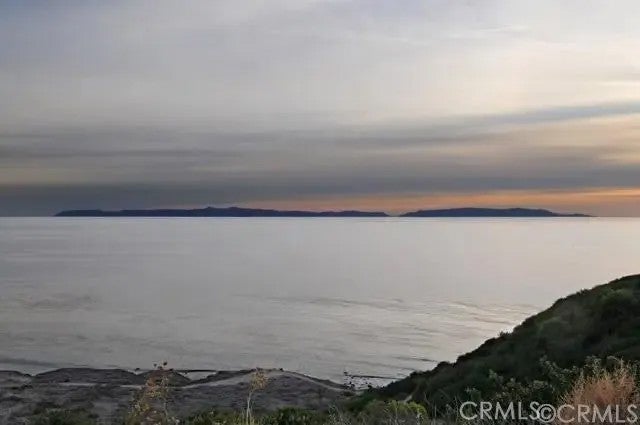 2990 Twin Harbors View