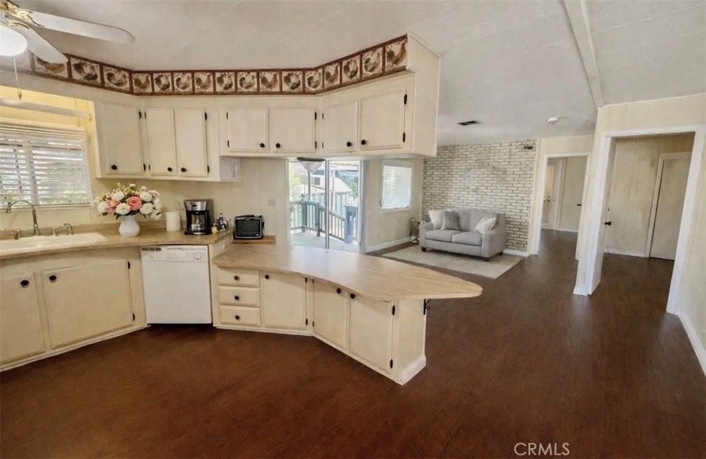 Photo of 27601 Sun City Blvd #65, Menifee, CA 92586 (MLS # SW25159393)