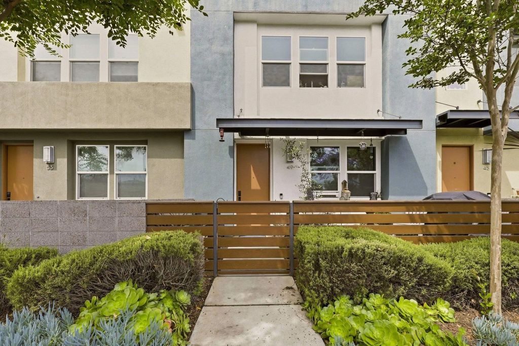 Photo of 49 Sea Crest, Chula Vista, CA 91910 (MLS # 260010811)