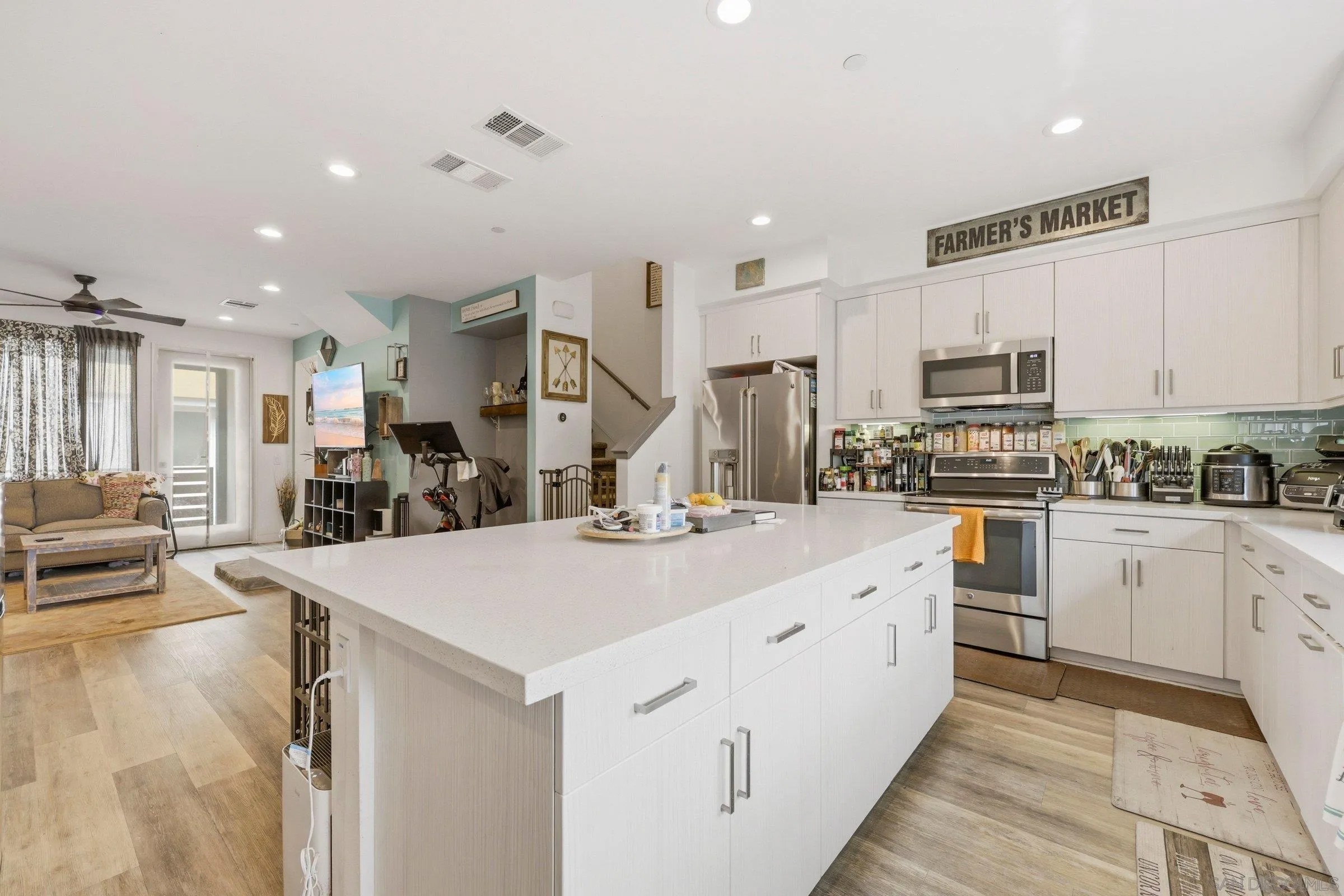 49 Sea Crest