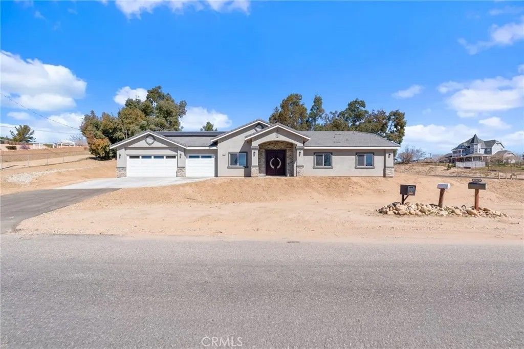 Photo of 18756 Centennial Street, Hesperia, CA 92345 (MLS # IV26051253)