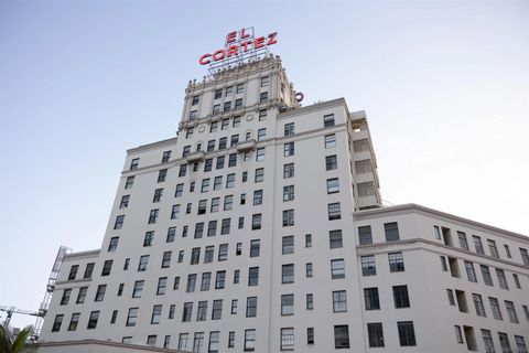 Photo of 702 Ash St Unit 702 St, San Diego, CA 92101 (MLS # 250042705) Photo of 702 Ash St Unit 702 St, San Diego, CA 92101 (MLS # 250042705)