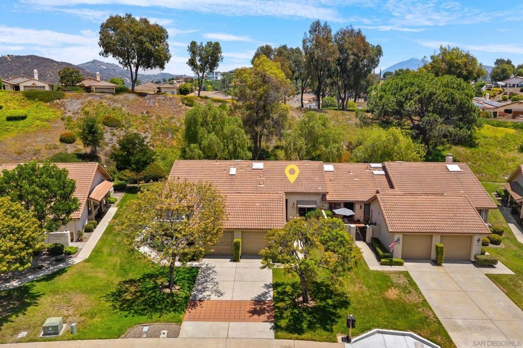 Photo of 17909 Avenida Alozdra, San Diego, CA 92128 (MLS # 250040692)