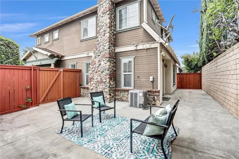 214 Violet Avenue F