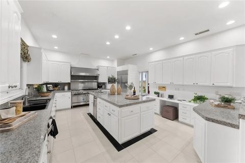 Tiny photo for 43110 Palomino Cir, Temecula, CA 92590 (MLS # SW26078481)