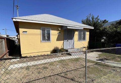 1215 Hoover Ave National City CA 91950