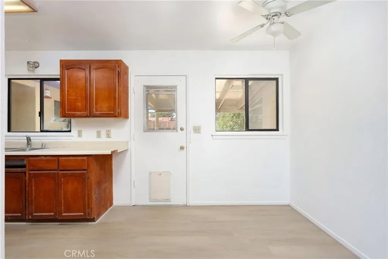 1109 W Lumber Street