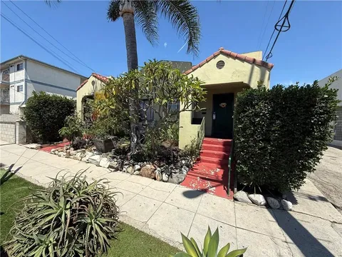 620 W 8th Street, San Pedro, CA 90731 - #: IV25156407