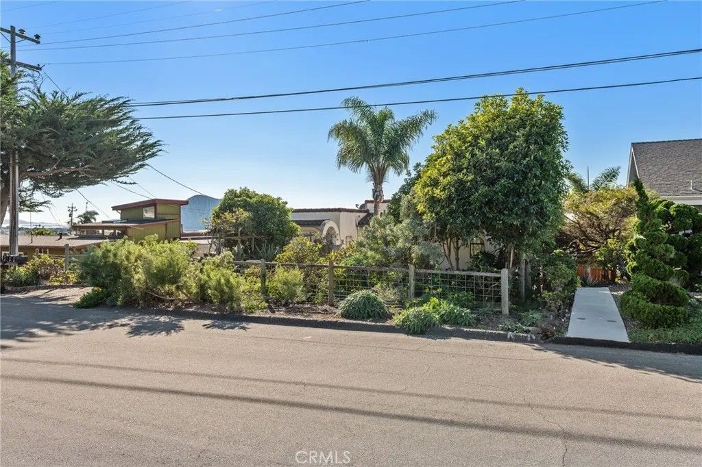 Photo of 2581 Juniper Ave, Morro Bay, CA 93442 (MLS # SC25268160)