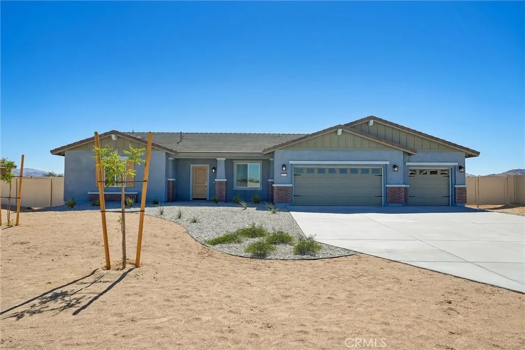 14873 Desert Lily Court