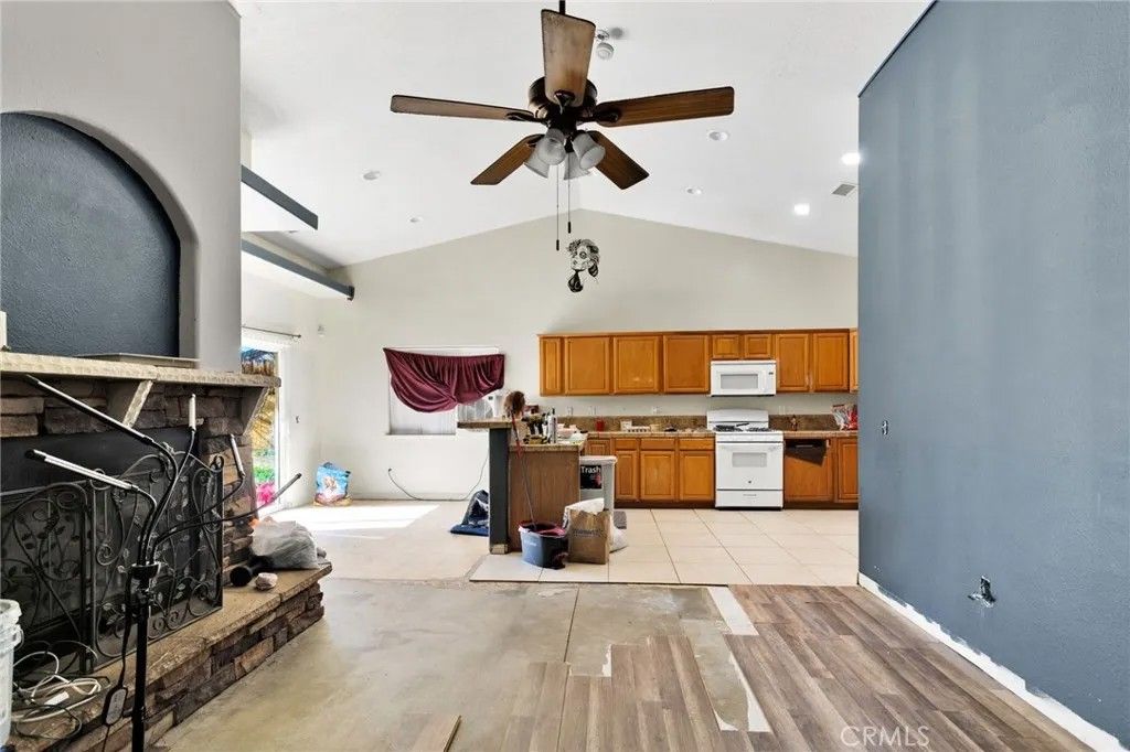 Photo of 16255 Seneca Road, Victorville, CA 92395 (MLS # HD26006370)