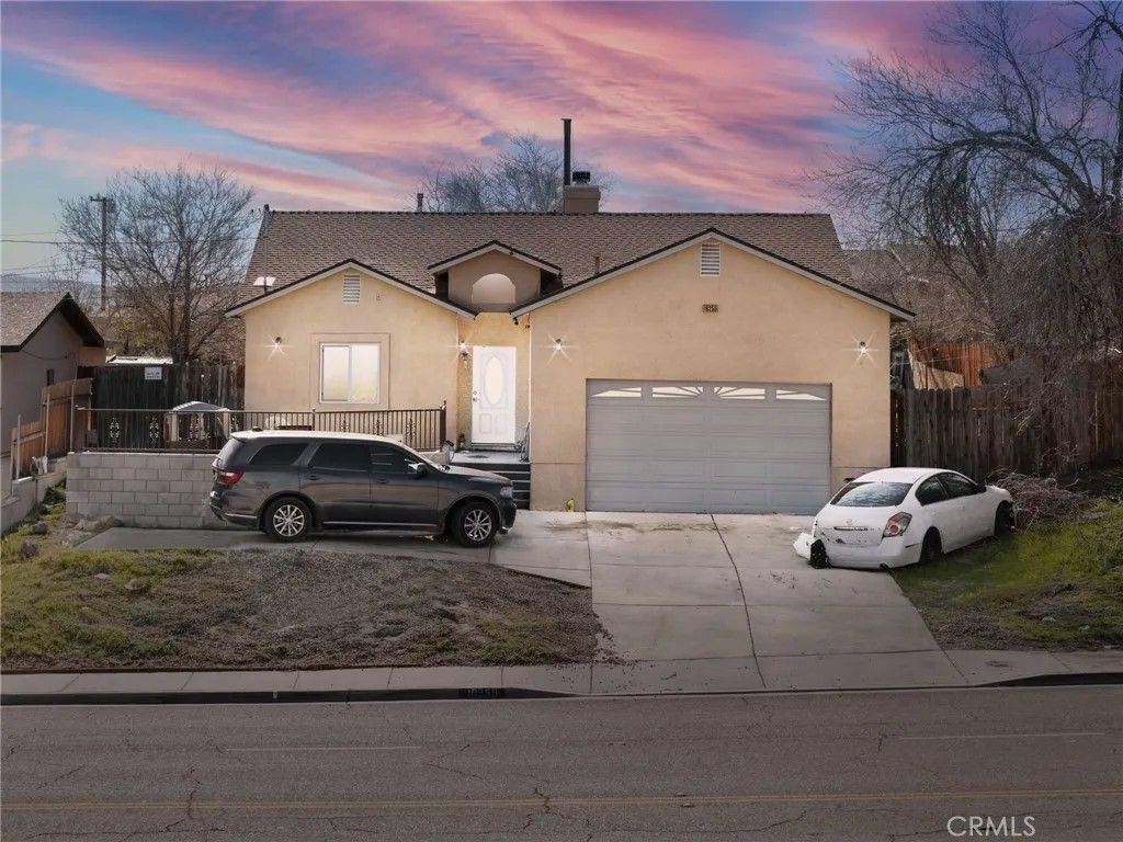 Photo of 16255 Seneca Road, Victorville, CA 92395 (MLS # HD26006370)