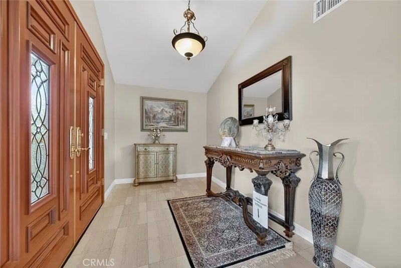 1355 Paseo Dorado