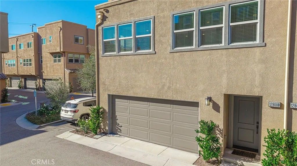 Photo of 12800 N Watt Lane #D, Sylmar, CA 91342 (MLS # SR26013055)