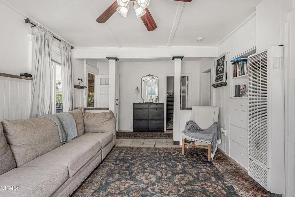 Photo of 435 S Palm Avenue, Santa Paula, CA 93060 (MLS # V1-36411)